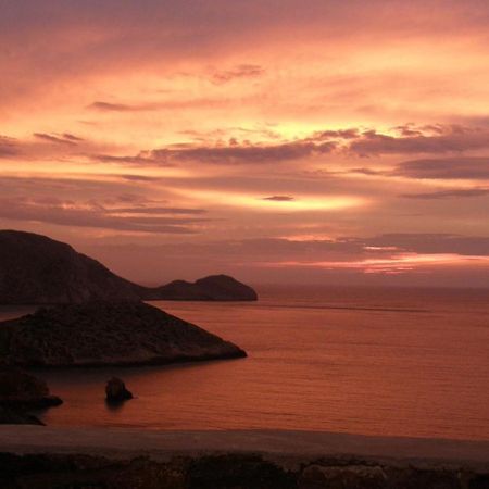 埃尔莫波利斯C & C _ Cycladic House With Endless Sea View别墅 外观 照片